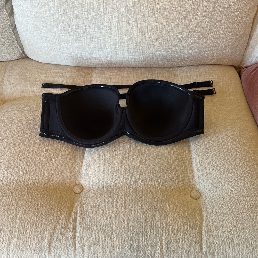 Wacoal Black Strapless Bra with Detachable Straps EUC - Picture 2 of 5